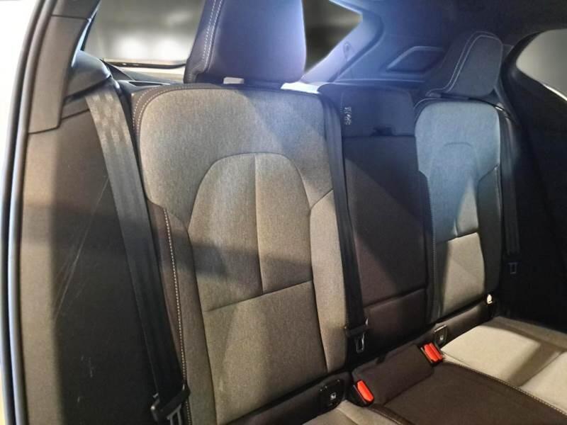 Volvo XC40 SUV T5 RECHARGE PLUG-IN AUTO CORE - foto 15