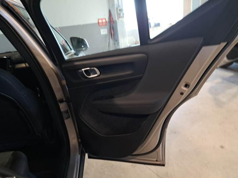 Volvo XC40 SUV T5 RECHARGE PLUG-IN AUTO CORE - foto 69