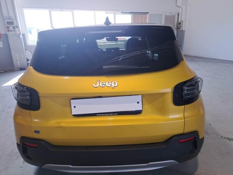 Jeep Avenger SUV BEV 156CV SUMMIT - foto 36