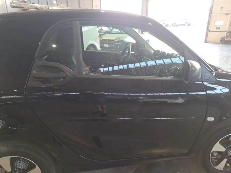 Smart Fortwo EQ 60KW PASSION - foto 38