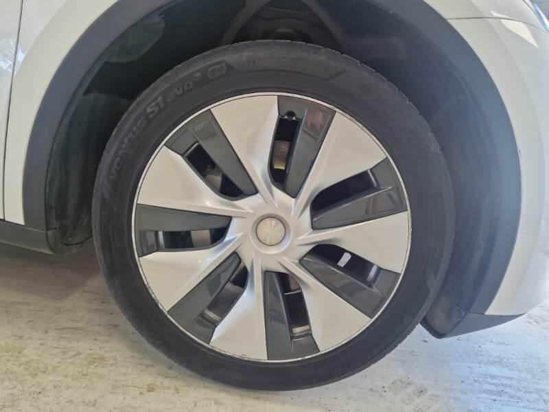 Tesla Model Y SUV 50 KWH RWD AUT. - foto 17