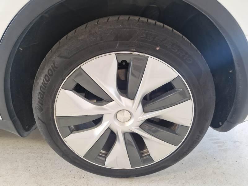 Tesla Model Y SUV 50 KWH RWD AUT. - foto 55