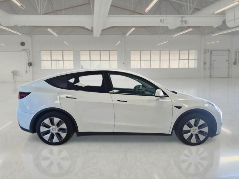 Tesla Model Y SUV 50 KWH RWD AUT. - foto 7