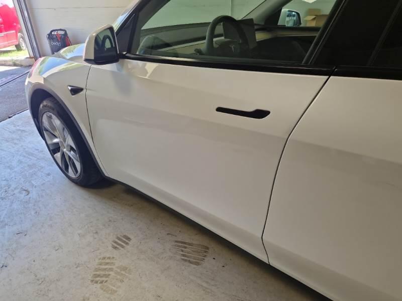 Tesla Model Y SUV 50 KWH RWD AUT. - foto 61