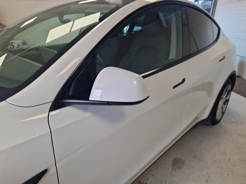 Tesla Model Y SUV 50 KWH RWD AUT. - foto 66