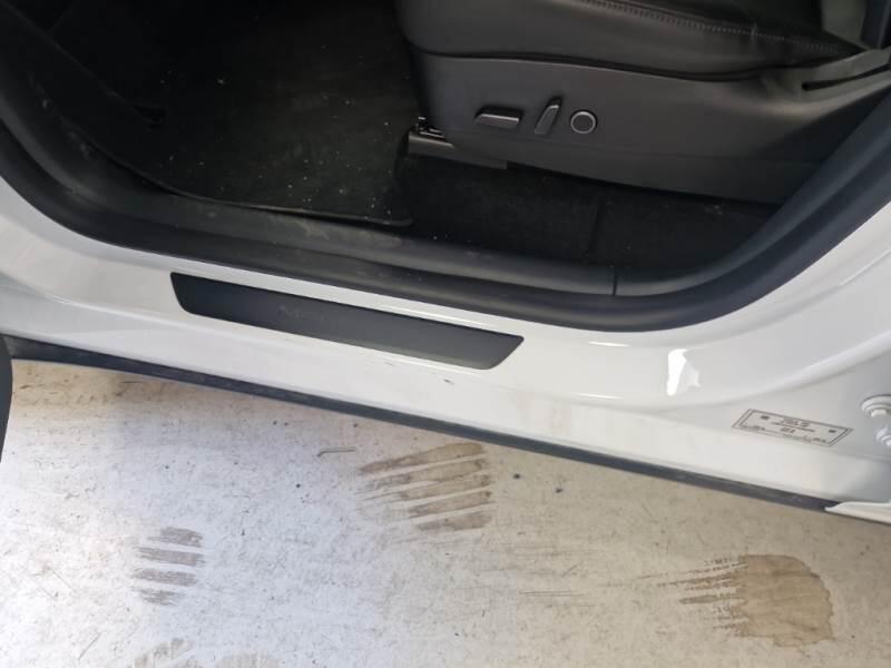 Tesla Model Y SUV 50 KWH RWD AUT. - foto 75