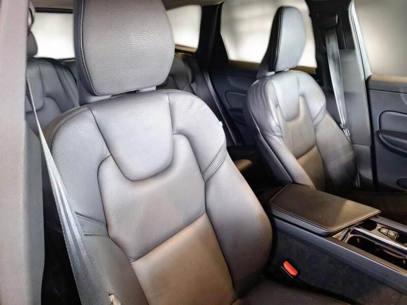 Volvo XC60 SUV T8 PLUG-IN AWD AUTO PLUS BRIGHT - foto 13