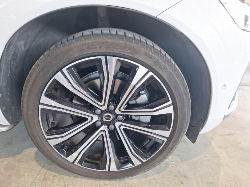 Volvo XC60 SUV T8 PLUG-IN AWD AUTO PLUS BRIGHT - foto 53