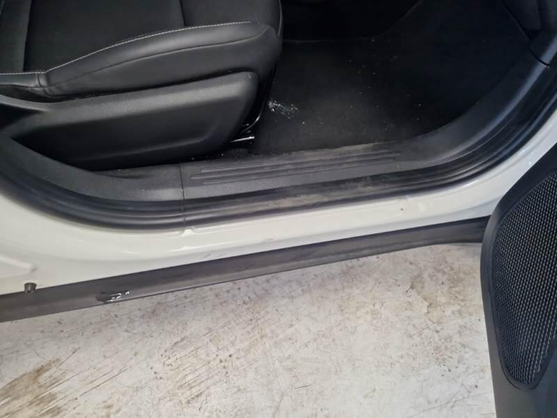 Jeep Avenger SUV 1.2 TURBO ALTITUDE - foto 103