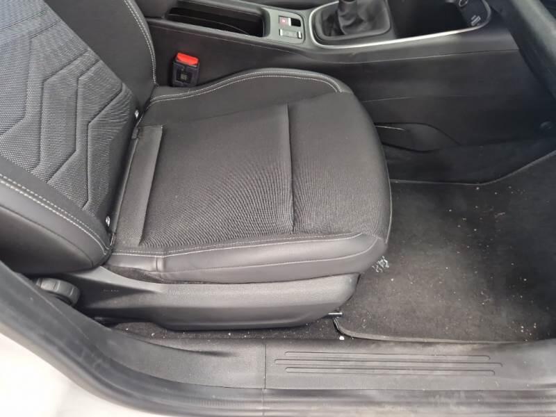Jeep Avenger SUV 1.2 TURBO ALTITUDE - foto 105