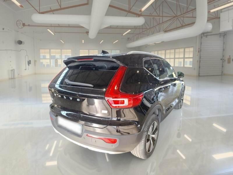Volvo XC40 SUV T5 RECHARGE PLUG-IN AUTO CORE - foto 2