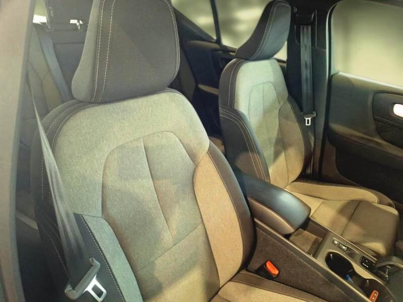 Volvo XC40 SUV T5 RECHARGE PLUG-IN AUTO CORE - foto 13