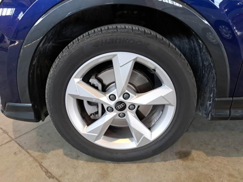 Audi Q3 SUV 45 TFSI E S TRONIC S LINE EDITION - foto 20