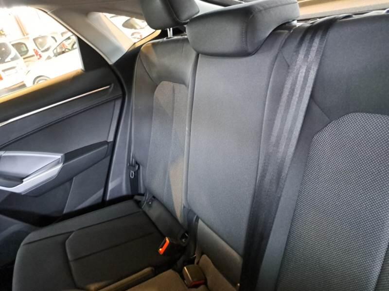 Audi Q3 SUV 45 TFSI E S TRONIC S LINE EDITION - foto 60