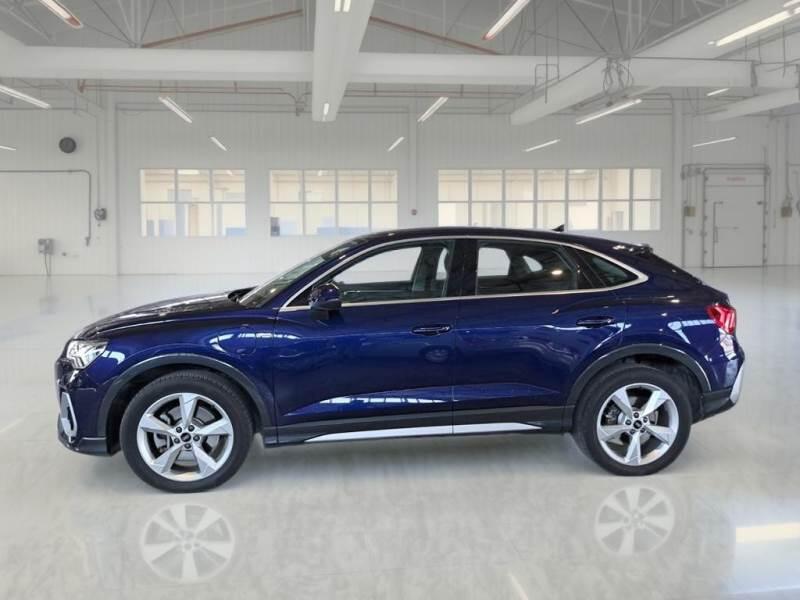 Audi Q3 SUV 45 TFSI E S TRONIC S LINE EDITION - foto 8