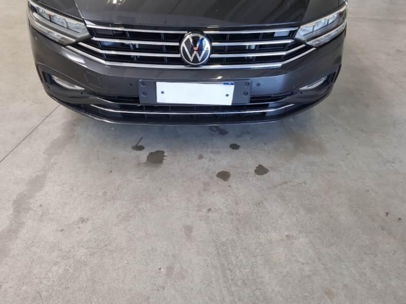 Volkswagen Passat STATION WAGON VAR. 2.0TDI SCR EVO 110KW BUSINESS DSG - foto 28