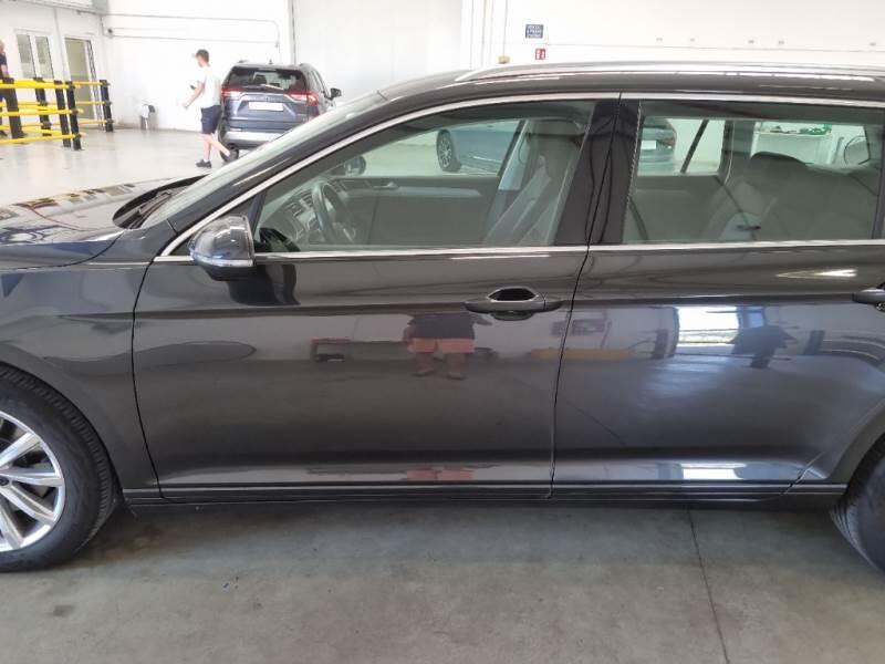 Volkswagen Passat STATION WAGON VAR. 2.0TDI SCR EVO 110KW BUSINESS DSG - foto 44