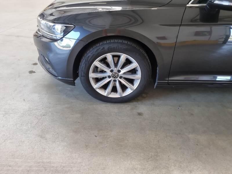 Volkswagen Passat STATION WAGON VAR. 2.0TDI SCR EVO 110KW BUSINESS DSG - foto 46