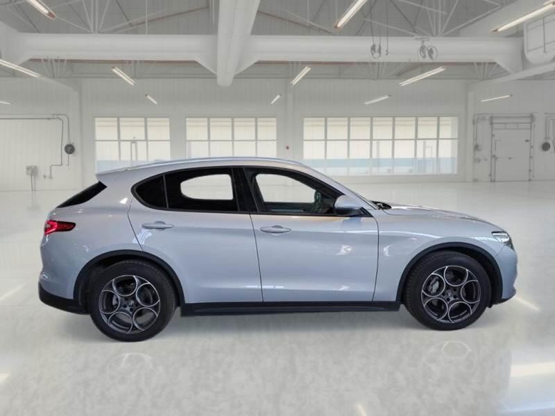 Alfa Romeo Stelvio SUV 2.2 TD 160 CV SPRINT AT8 RWD - foto 7