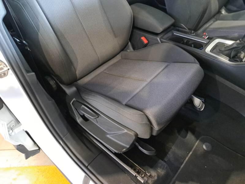 Audi Q3 SUV 35 TDI S TRONIC S LINE EDITION - foto 14