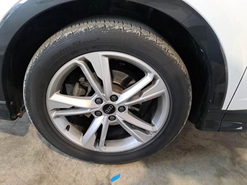 Audi Q3 SUV 35 TDI S TRONIC S LINE EDITION - foto 20