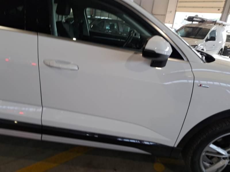 Audi Q3 SUV 35 TDI S TRONIC S LINE EDITION - foto 34