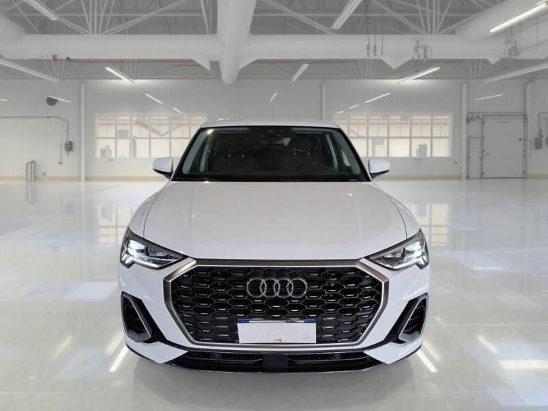 Audi Q3 SUV 35 TDI S TRONIC S LINE EDITION - foto 6