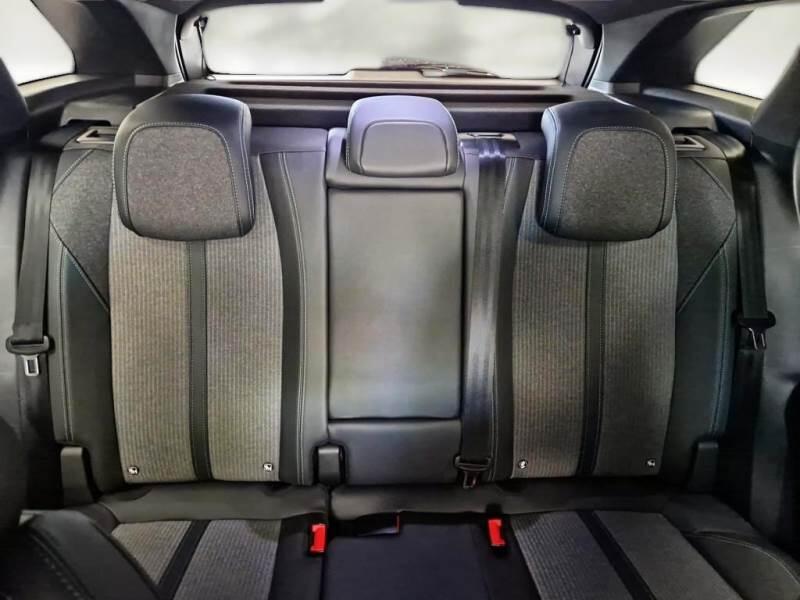 Peugeot 3008 SUV BLUEHDI 130 EAT8 SeS ALLURE - foto 15