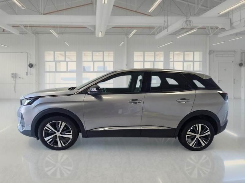 Peugeot 3008 SUV BLUEHDI 130 EAT8 SeS ALLURE - foto 8