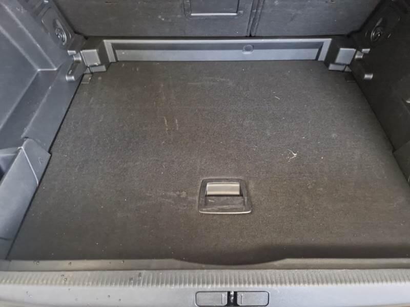 Peugeot 3008 SUV BLUEHDI 130 EAT8 SeS ALLURE - foto 73