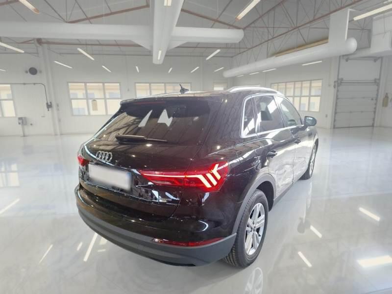 Audi Q3 SUV 35 TDI QUATTRO S TRONIC BUSINESS - foto 2