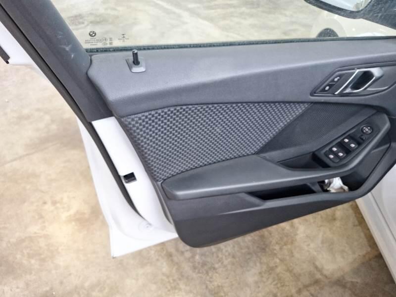 BMW Serie 1 BERLINA 116D ADVANTAGE - foto 71