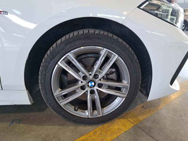 BMW Serie 1 BERLINA 116D MSPORT EXTERIOR - foto 17