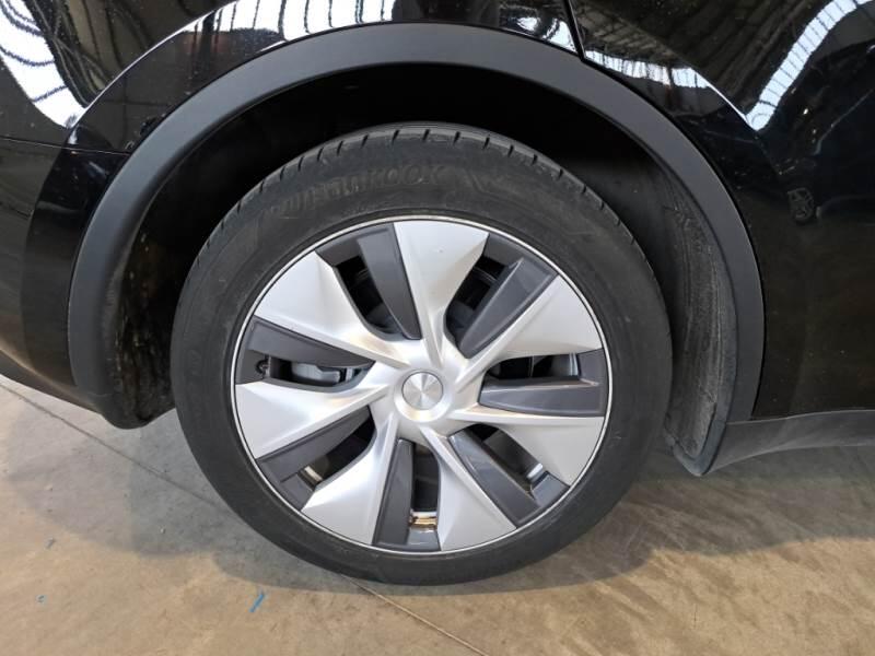 Tesla Model Y SUV 75 KWH DUAL MOTOR LONG RANGE 4WD AUT. - foto 18