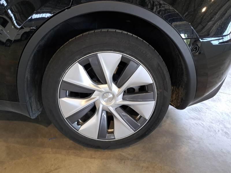 Tesla Model Y SUV 75 KWH DUAL MOTOR LONG RANGE 4WD AUT. - foto 19