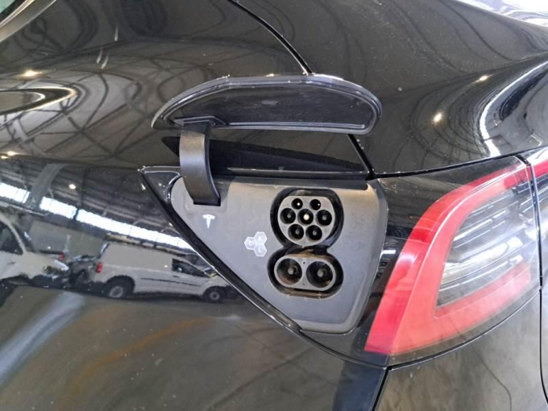 Tesla Model Y SUV 75 KWH DUAL MOTOR LONG RANGE 4WD AUT. - foto 84