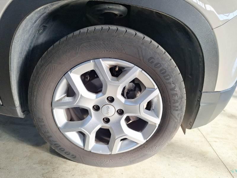 Jeep Avenger SUV 1.2 TURBO ALTITUDE - foto 17