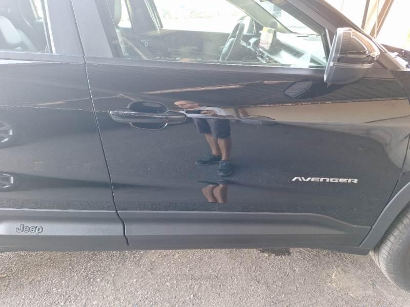 Jeep Avenger SUV 1.2 TURBO ALTITUDE - foto 25