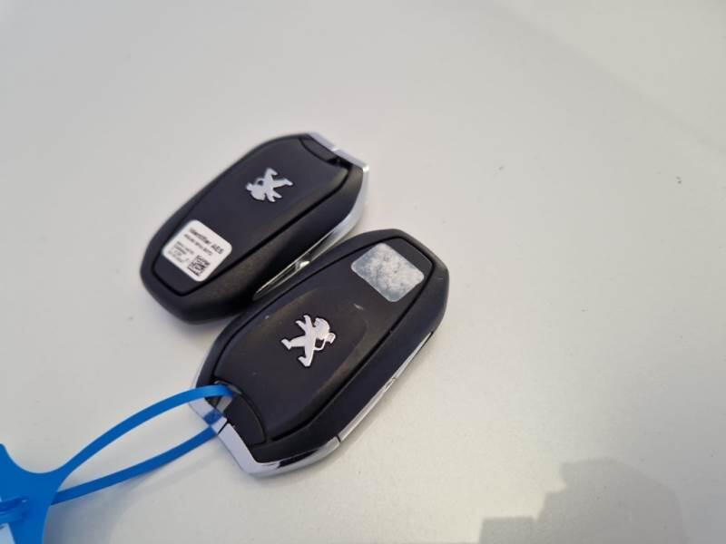Peugeot P1 CROSSOVER PURETECH 130 EAT8 GT SS AUT. - foto 50