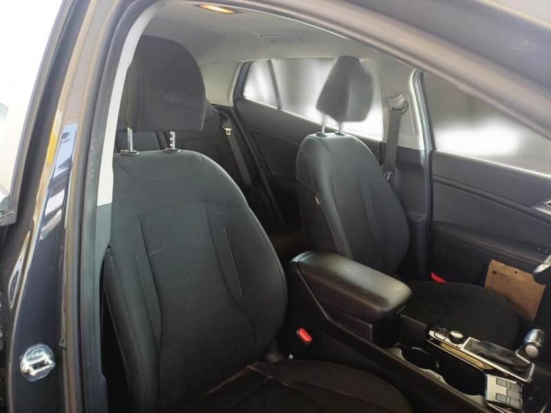 Kia Sportage SUV 1.6 CRDI MHEV BUSINESS 2WD DCT - foto 13