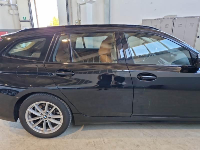 BMW Serie 3 Touring STATION WAGON 318D 48V TOURING AUTO - foto 53
