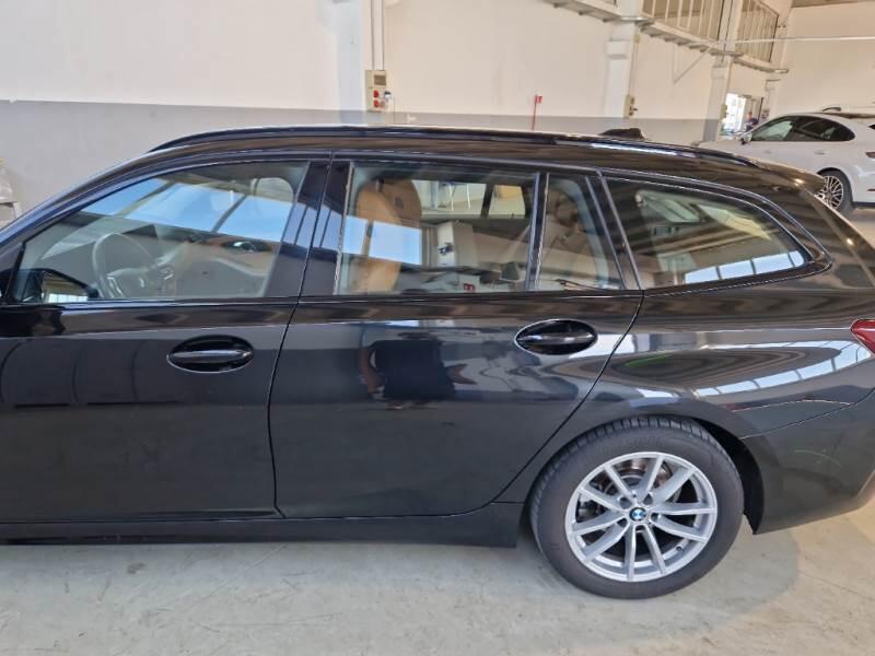 BMW Serie 3 Touring STATION WAGON 318D 48V TOURING AUTO - foto 79