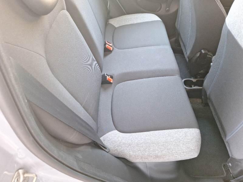 Fiat Panda 1.0 FIREFLY 70CV SeS HYBRID CITY LIFE - foto 16