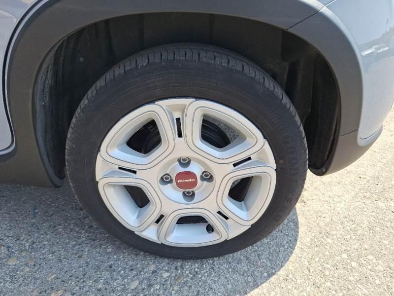 Fiat Panda 1.0 FIREFLY 70CV SeS HYBRID CITY LIFE - foto 19