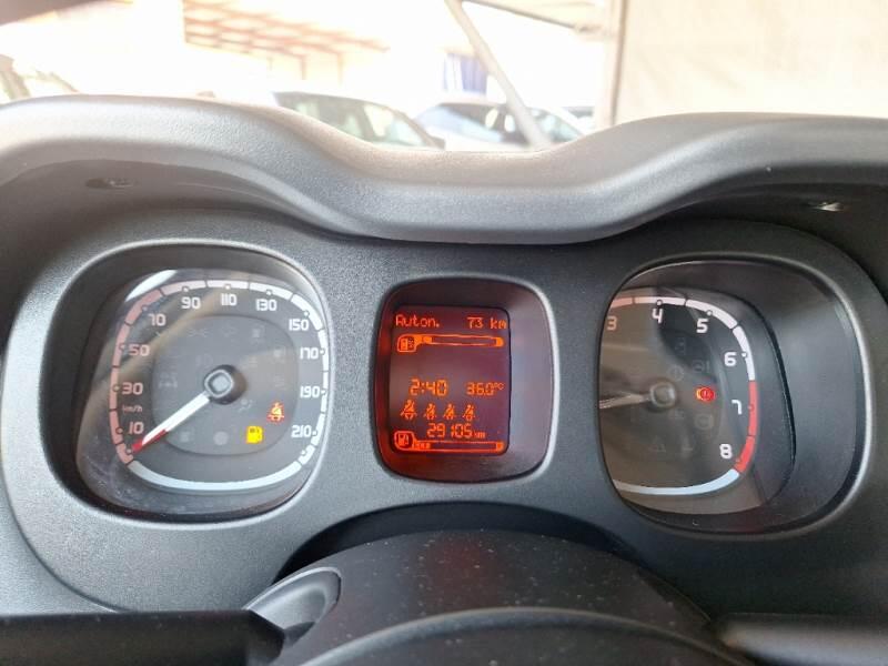 Fiat Panda 1.0 FIREFLY 70CV SeS HYBRID CITY LIFE - foto 4