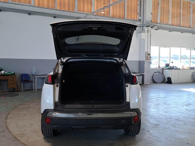 Peugeot 3008 130 EAT8 SeS ALLURE - foto 5
