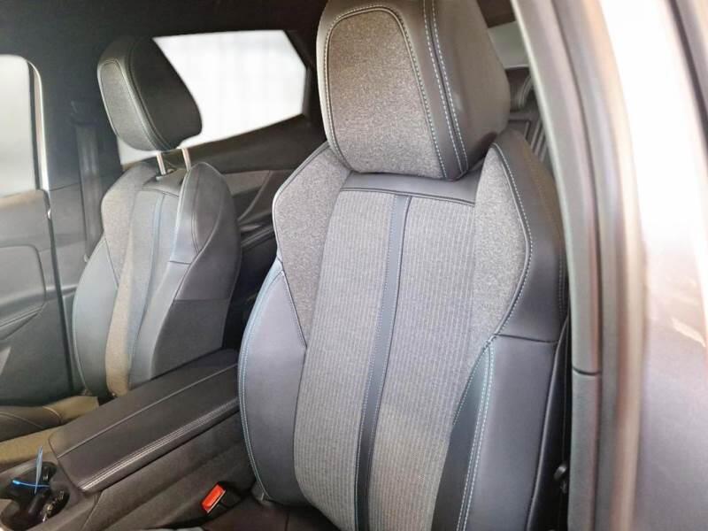 Peugeot 3008 130 EAT8 SeS ALLURE - foto 11
