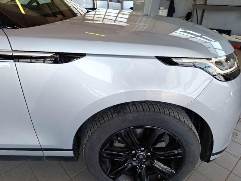 Land Rover Range Rover Velar 2.0 D I4 204 S 4WD AUTO - foto 27