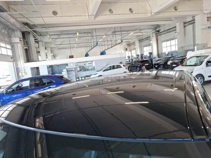 Land Rover Range Rover Velar 2.0 D I4 204 S 4WD AUTO - foto 9
