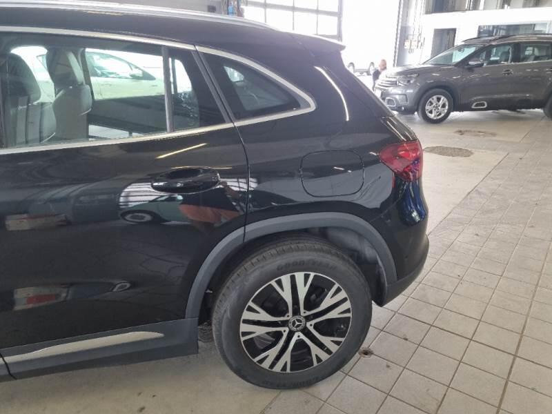 Mercedes GLA 200 D AUTO PROG ADVANCED - foto 29